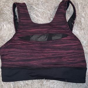 Lululemon sports bra size 6